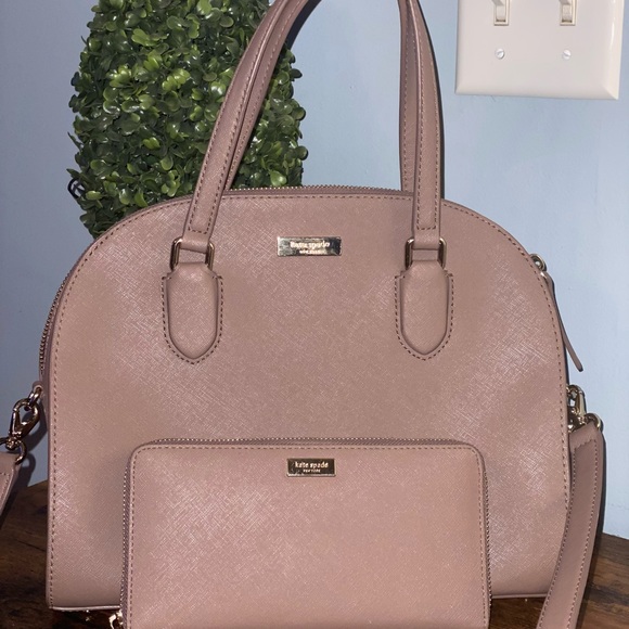 KATE SPADE ♠️ PURSE AND MATCHING WALLET SET - Picture 2 of 4